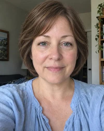 After: Layered Bob in Medium Brown